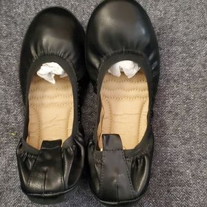 Black ballet dress shoes